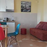 Rados Apartman *