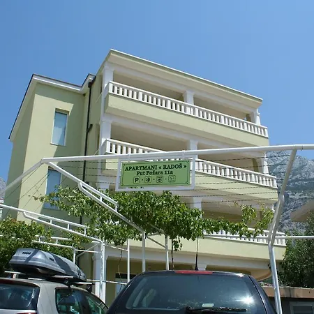 Rados Apartman *