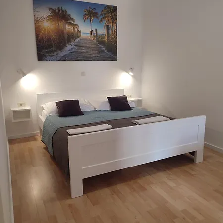 Rados Apartman