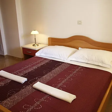 Rados Apartman *